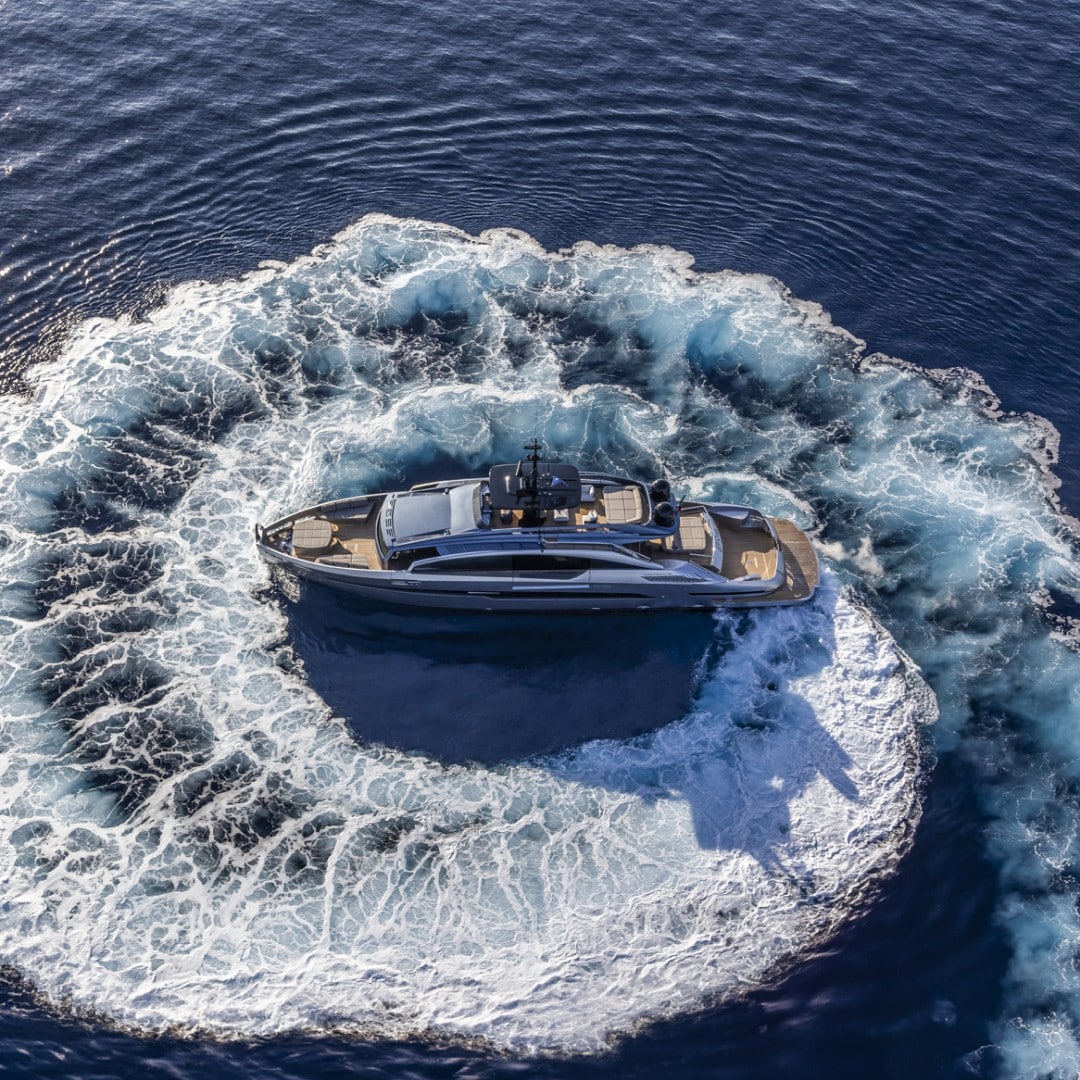 Du thuyền hạng sang tại Sài Gòn